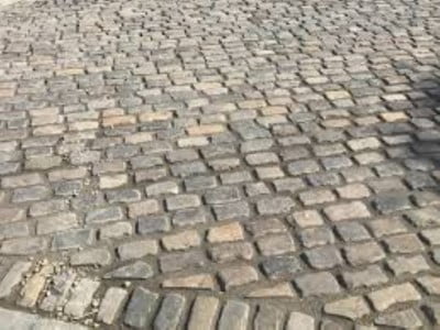 Warrington Paving Contractors Laying Cobblestones in Warrington 